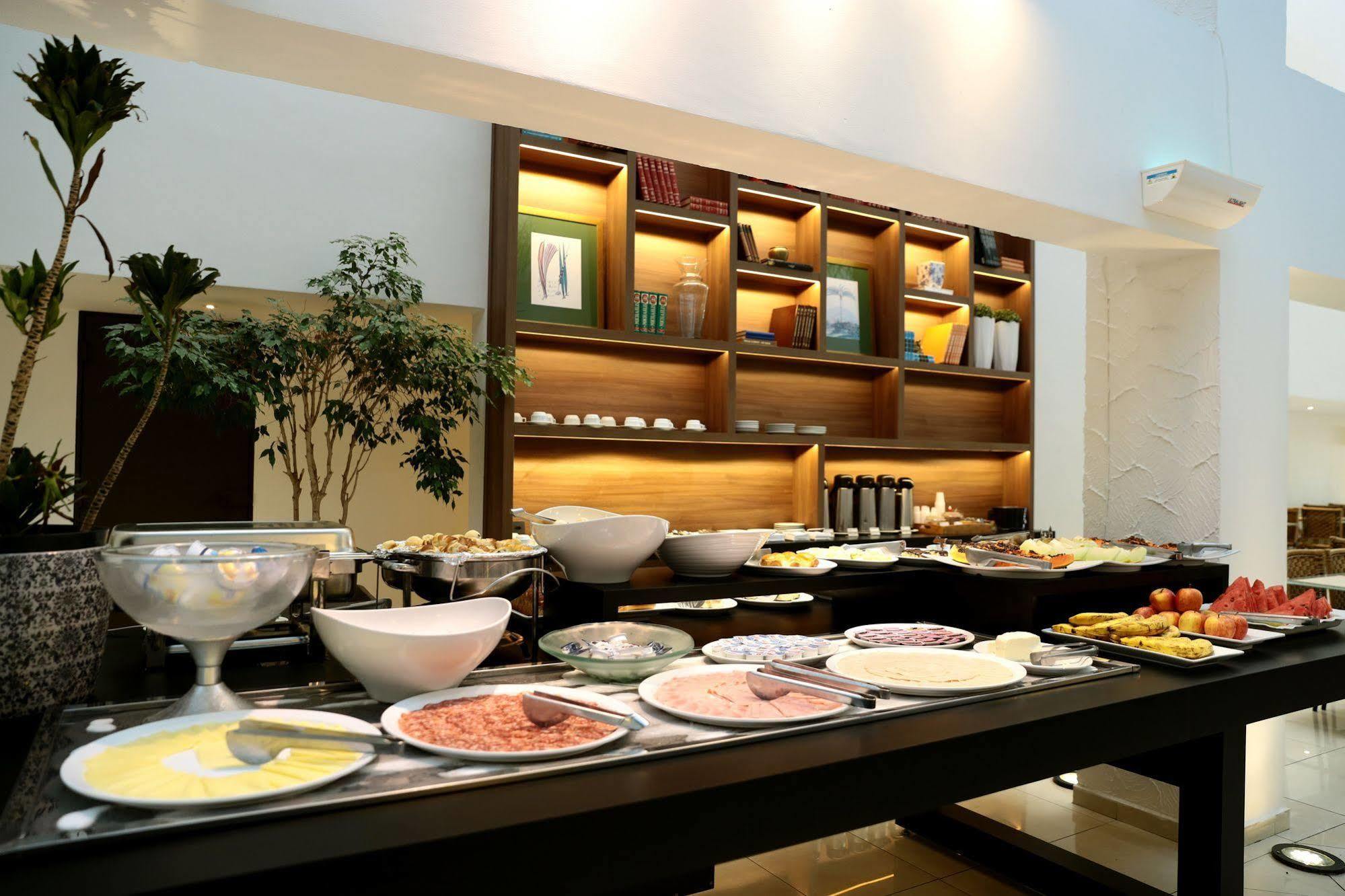 Oasis Tower Hotel Ribeirao Preto Luaran gambar
